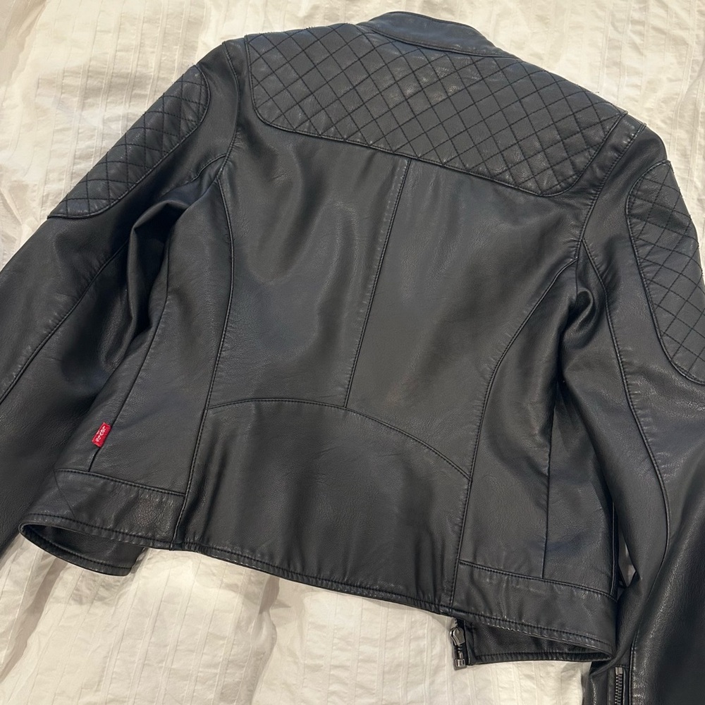 Levi’s Women's Faux Leather Moto Jacket - Black XS - Picture 7 of 9